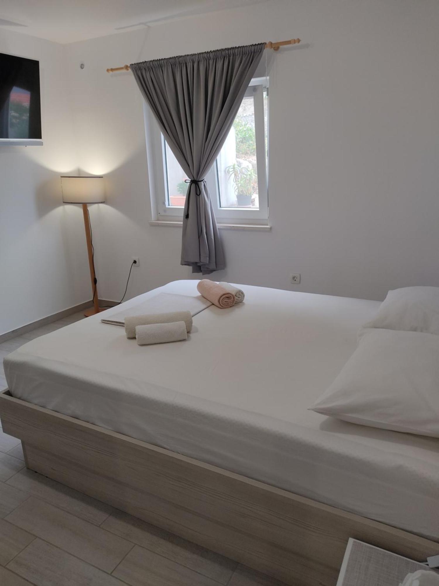 Apartman Mali Tare 科尔丘拉 外观 照片
